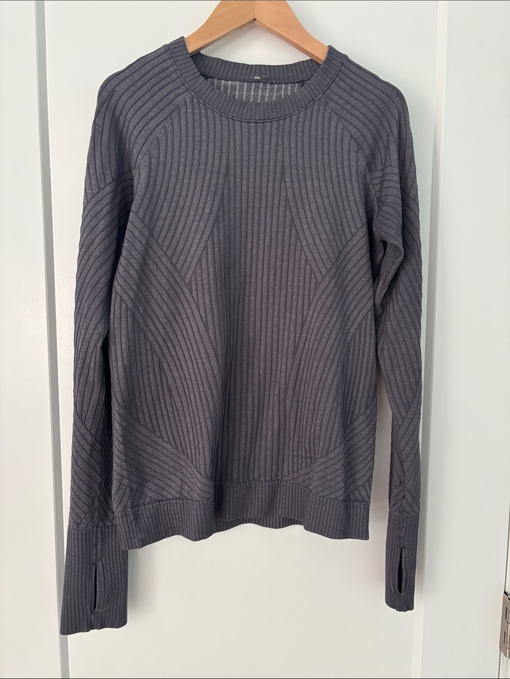 Lululemon Long Sleeve Shirt, Size 8